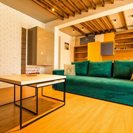 Aty Apartament นาโวดาริ ภายนอก รูปภาพ