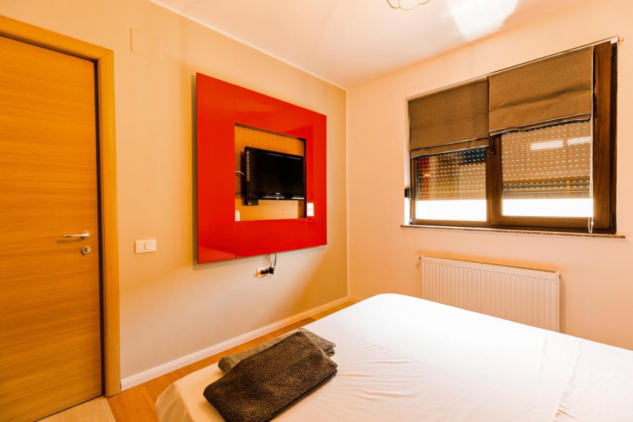 Aty Apartament นาโวดาริ ภายนอก รูปภาพ