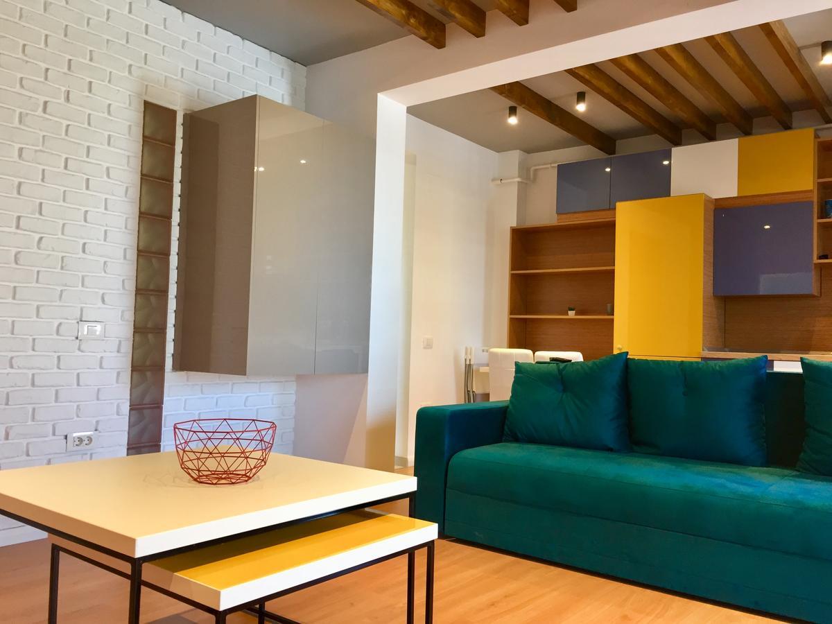 Aty Apartament นาโวดาริ ภายนอก รูปภาพ