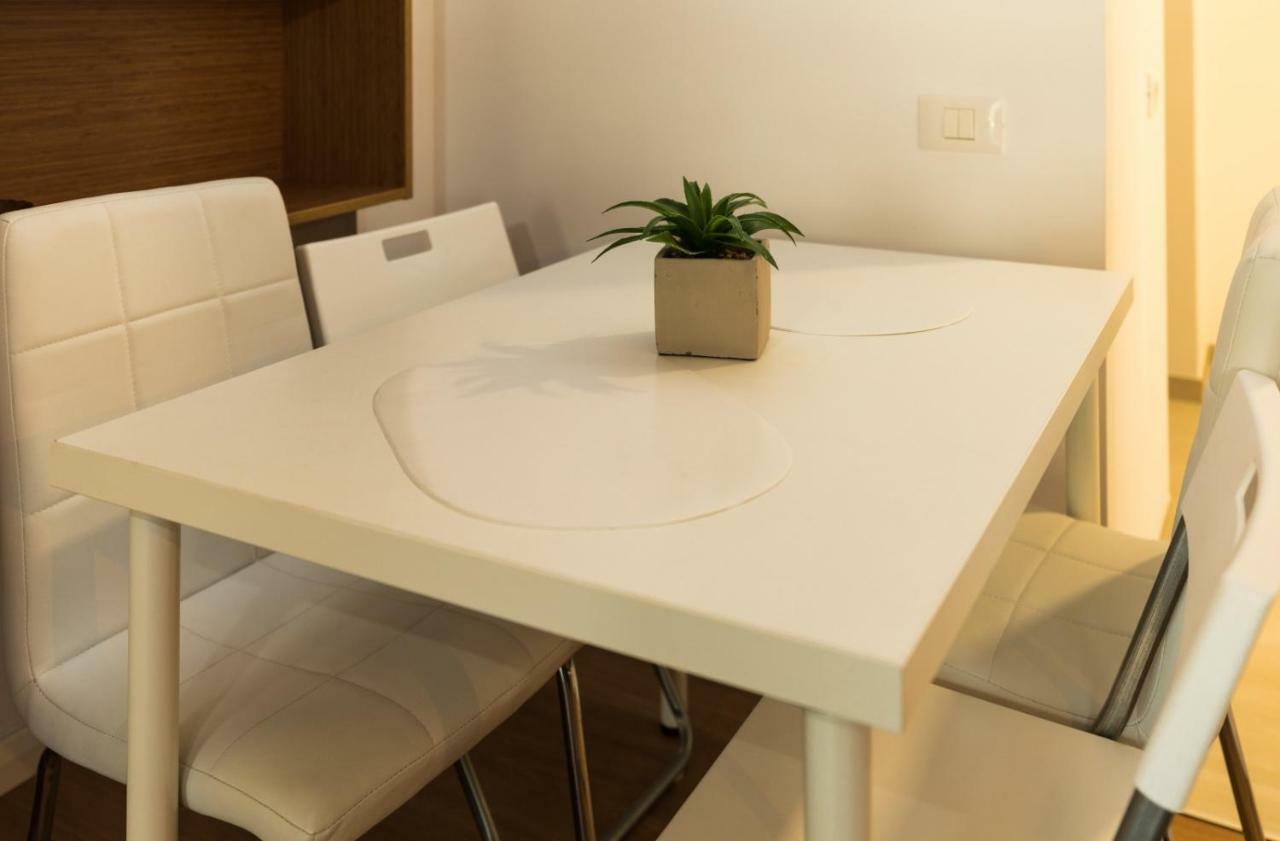 Aty Apartament นาโวดาริ ภายนอก รูปภาพ