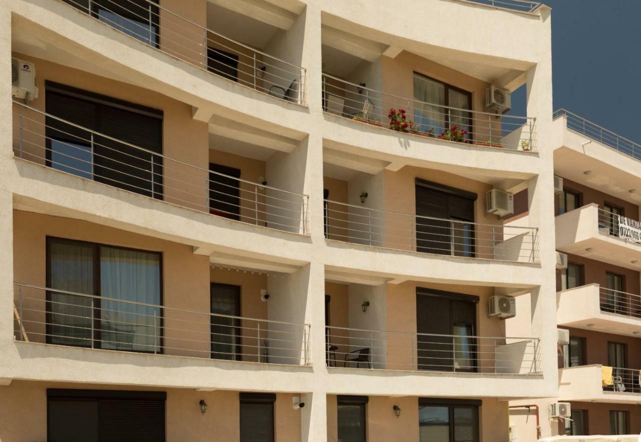 Aty Apartament นาโวดาริ ภายนอก รูปภาพ
